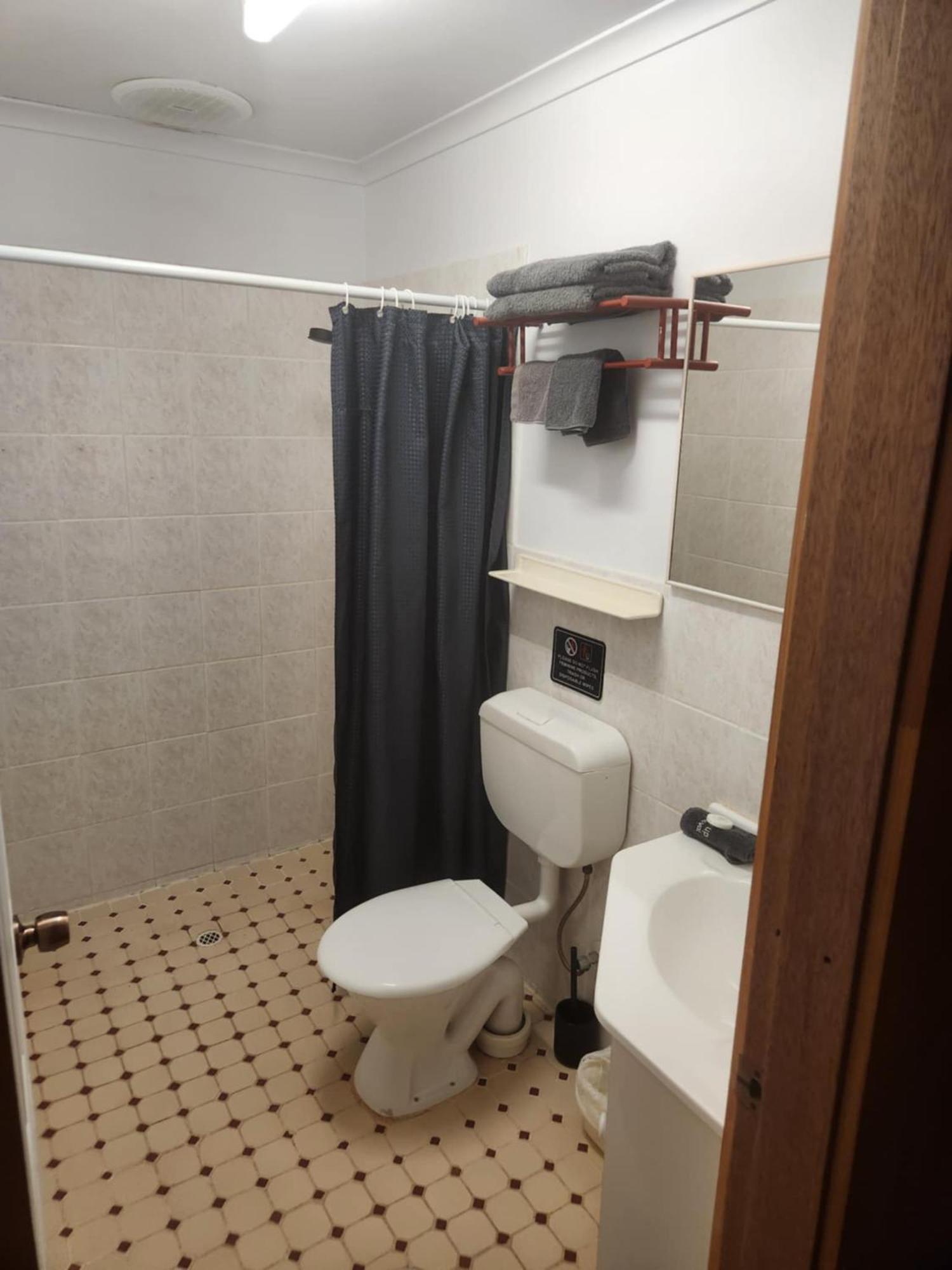 Coober Pedy Experience Motel Екстериор снимка