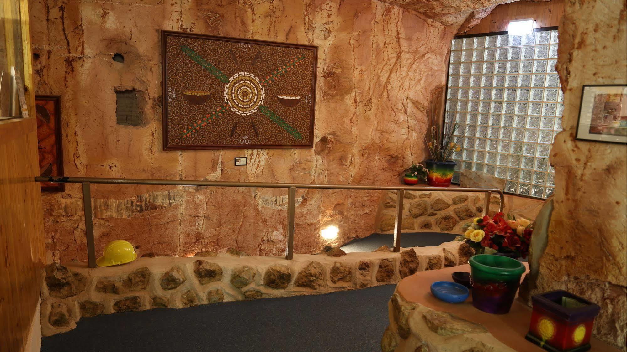 Coober Pedy Experience Motel Екстериор снимка