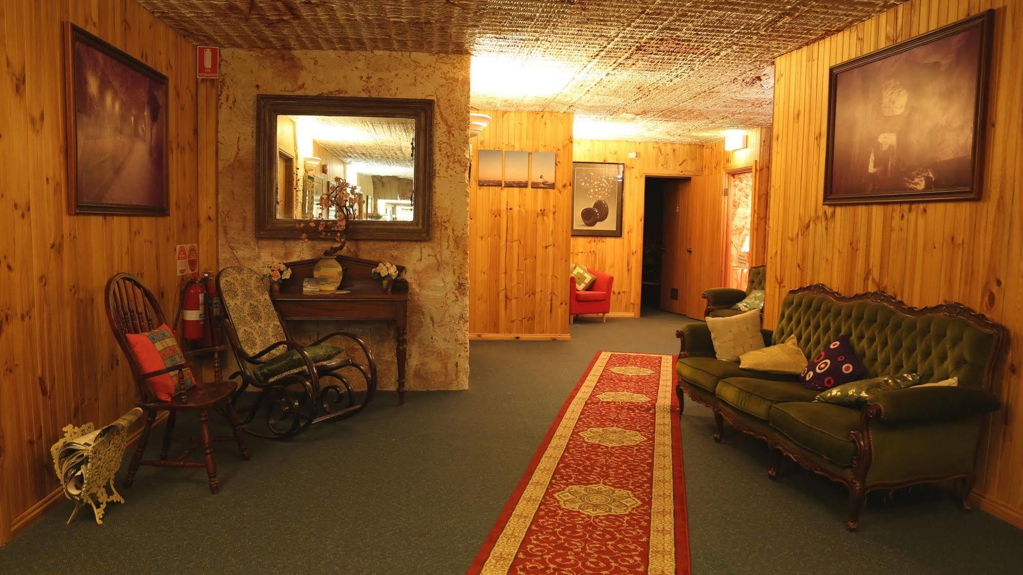 Coober Pedy Experience Motel Екстериор снимка